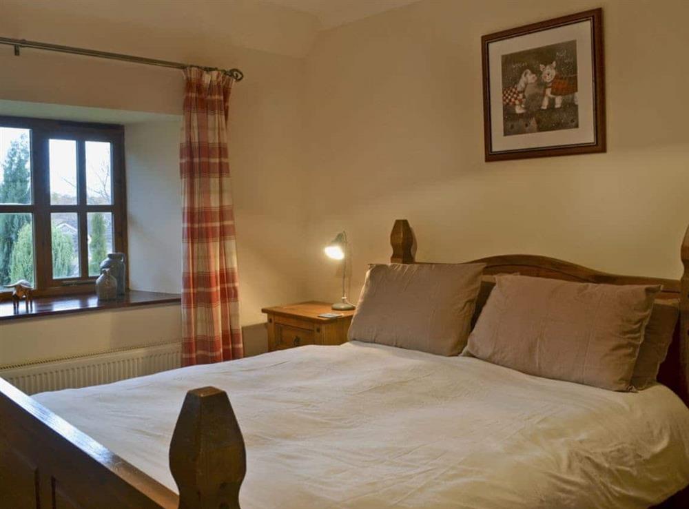 Comfortable double bedroom at Craigellachie Cottage in Wester Galcantray, near Cawdor, Morayshire