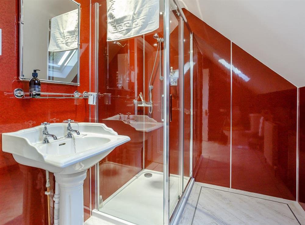 Shower room (photo 4) at Craigendarroch House in Ballater, Aberdeenshire