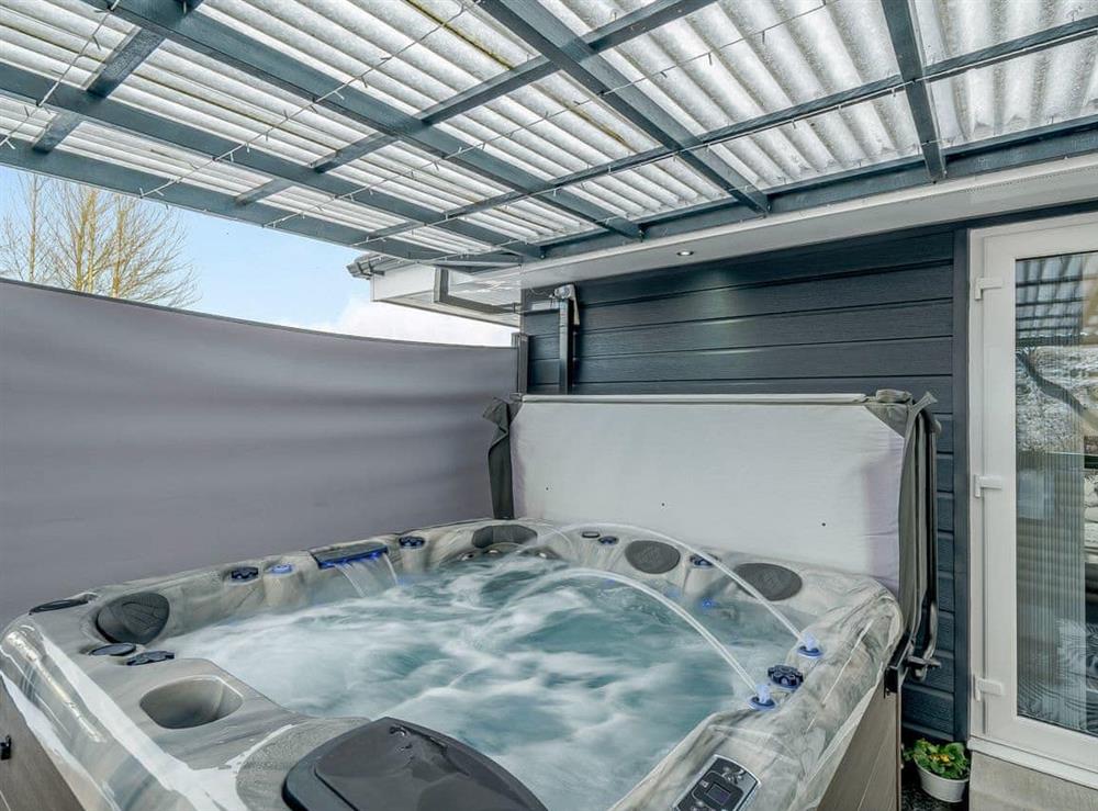 Hot tub at Craigpark Lodge in Caldercruix, near Airdrie, Lanarkshire