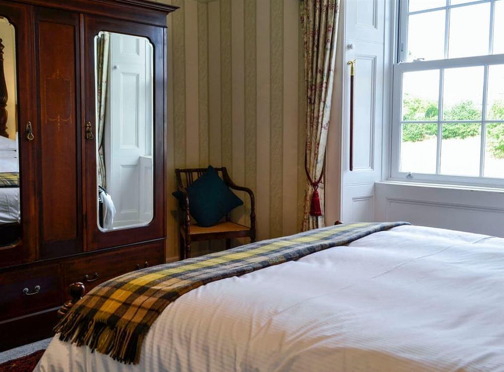 Double bedroom (photo 5) at Craigvar House in Castle Douglas, Kirkcudbrightshire