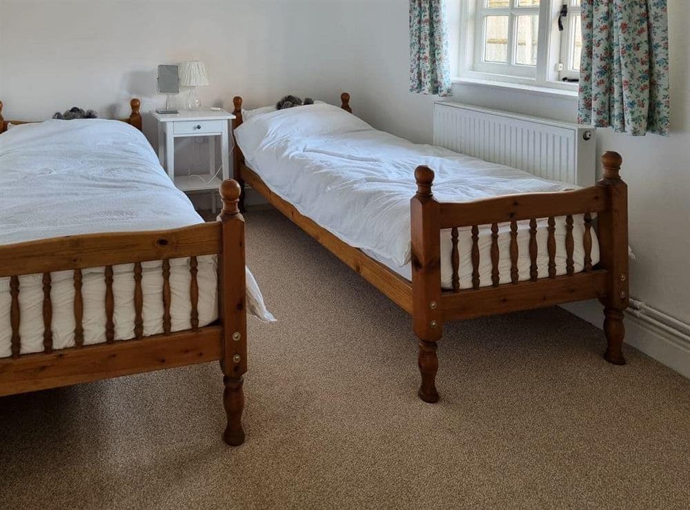 Twin bedroom at Cranberry Cottage in South Creake, Norfolk