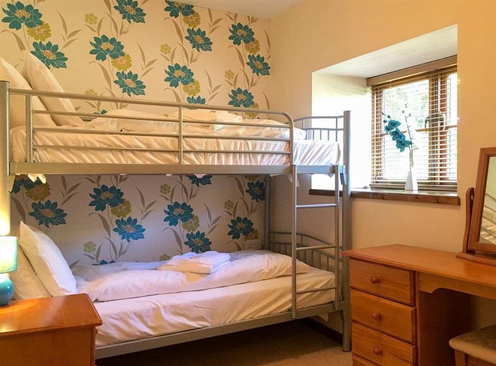 Bunk bedroom at Crantock Cottage in Goonhavern, near Newquay, Cornwall