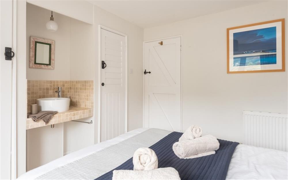 Second king size bedroom  at Creek View in Noss Mayo
