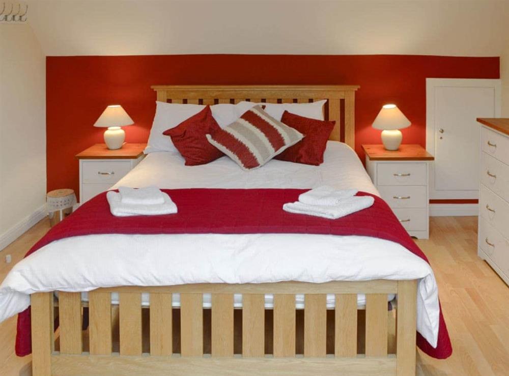 Comfortable double bedroom at Creekside in Wadebridge, near Padstow, Cornwall