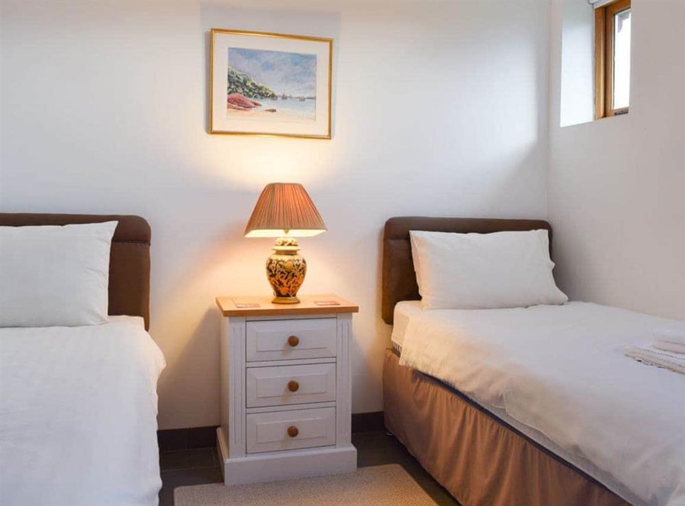 Cosy and comfortable twin bedded room at Cressida in Lower Fulbrook, Warwick, Warks., Warwickshire