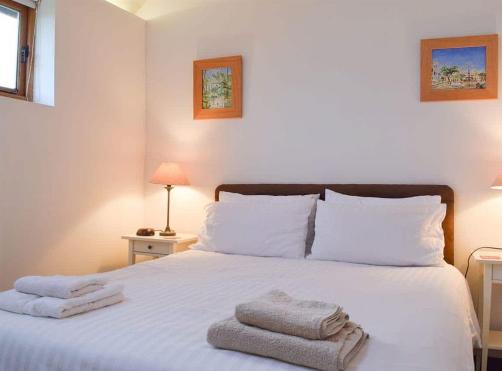 Warm and welcoming double bedroom at Cressida in Lower Fulbrook, Warwick, Warks., Warwickshire