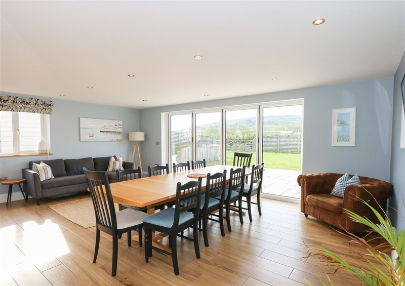 Dining room at Criw, Bryncroes near Sarn Meyllteyrn