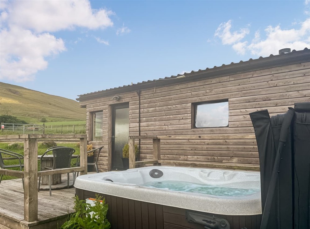 Hot tub (photo 2) at Croft in Clitheroe, Lancashire