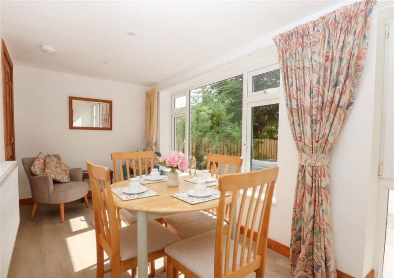 Dining room at Cromlech Cottage at Cromlech Manor Farm, Tyn-y-Gongl near Benllech