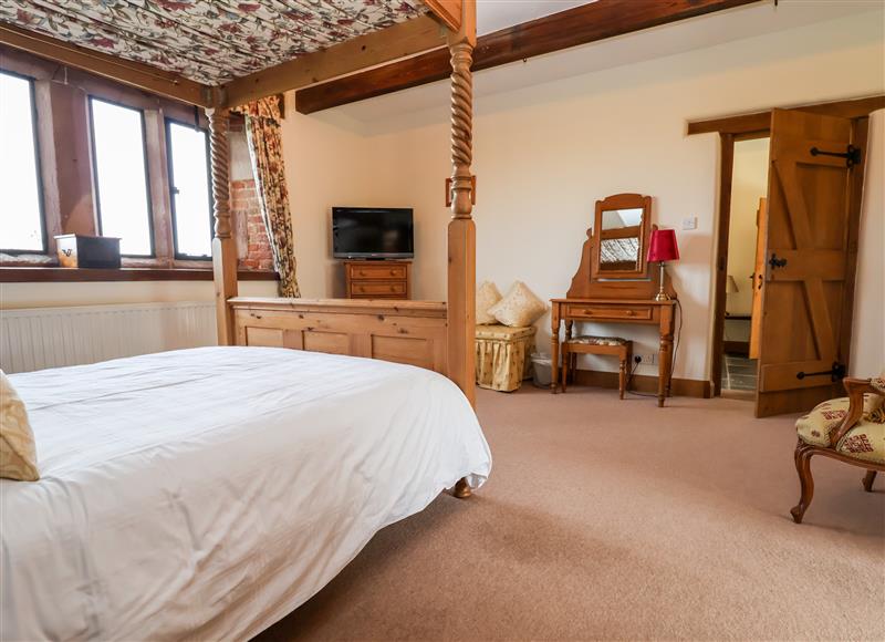This is a bedroom (photo 2) at Cromwells Manor, Woodhey Green near Bunbury