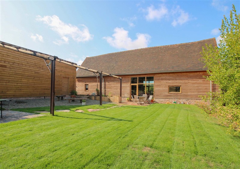 Enjoy the garden at Crook Barn, Tenbury Wells
