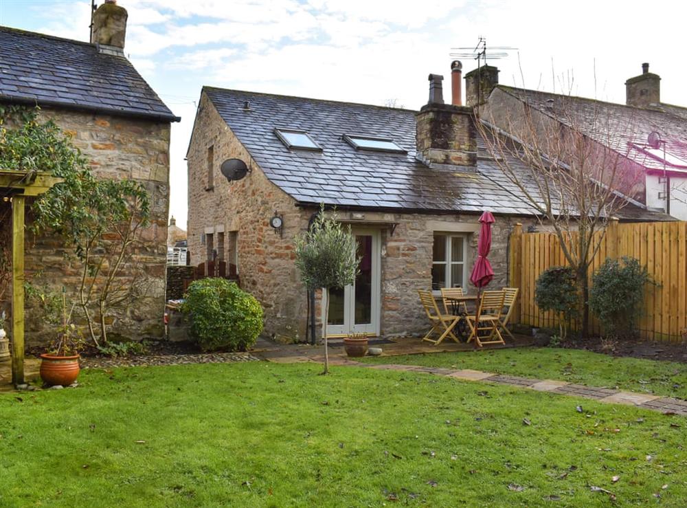 Exterior (photo 2) at Cross House Cottage in Carnforth, Lancashire