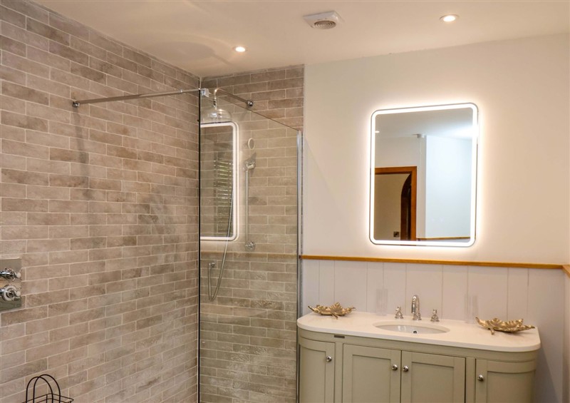 The bathroom (photo 2) at Crossbutts Farmhouse, Whitby