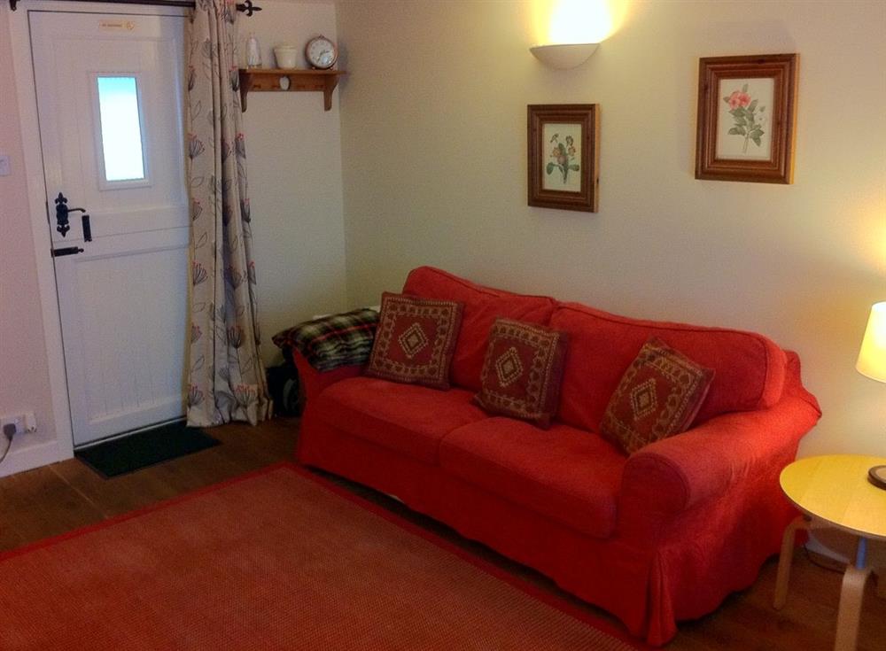 Photo 4 at Crosskeys Cottage in Helensburgh, Dumbartonshire