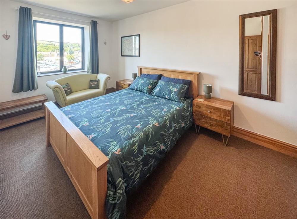 Double bedroom (photo 2) at Crossroads in Braunton, Devon