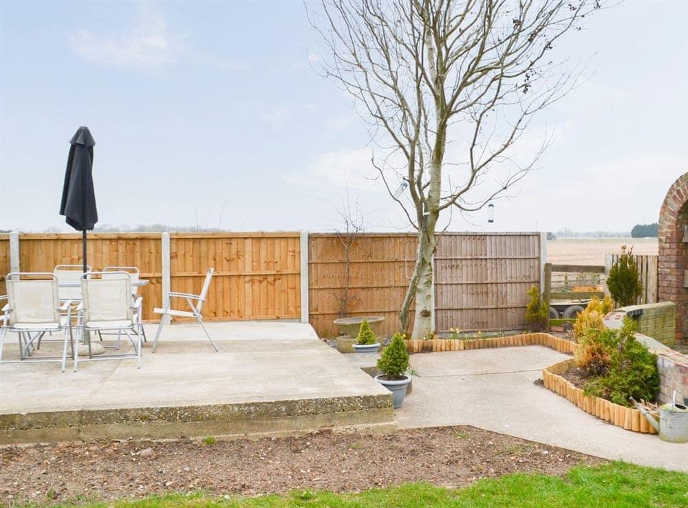 Patio at Crown Farm Cottage in Croft, near Skegness, Lincolnshire