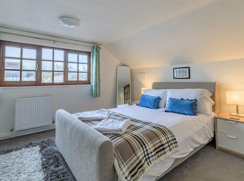 Double bedroom at Crows Nest in Dawlish, Devon