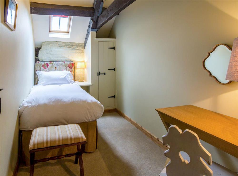Single bedroom with dressing area at The Long Barn, 