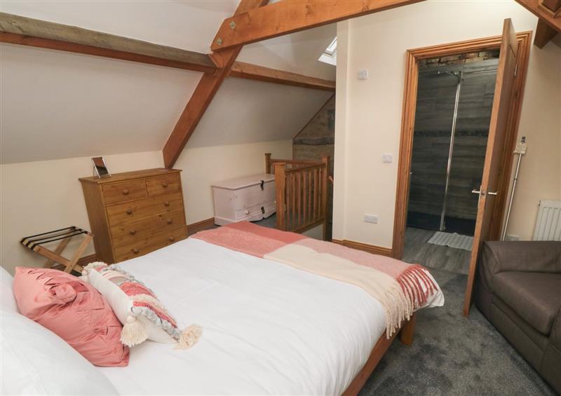 A bedroom in Crumble's Hideaway at Crumbles Hideaway, Kirkbymoorside