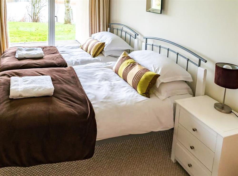 Twin bedroom (photo 2) at Cuckoos Nest in Somerford Keynes, near Cirencester, Gloucestershire