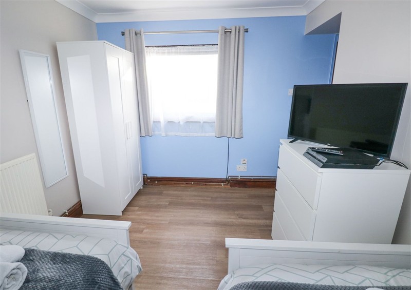Bedroom at Cuddfan, Llanteg