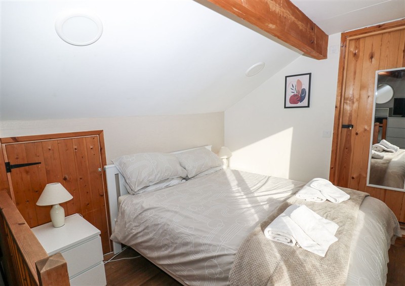 One of the bedrooms (photo 3) at Cuddfan, Llanteg
