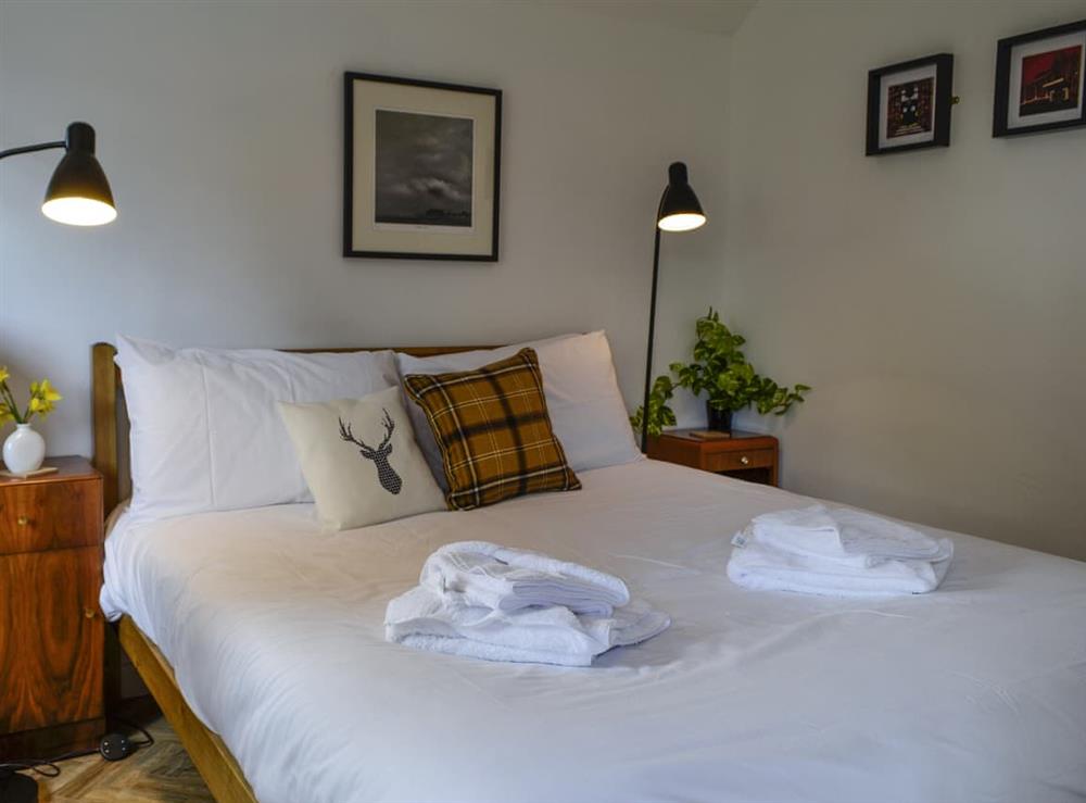 Double bedroom at Cuil Park Cottage in Bridge of Dee, near Castle Douglas, Kirkcudbrightshire