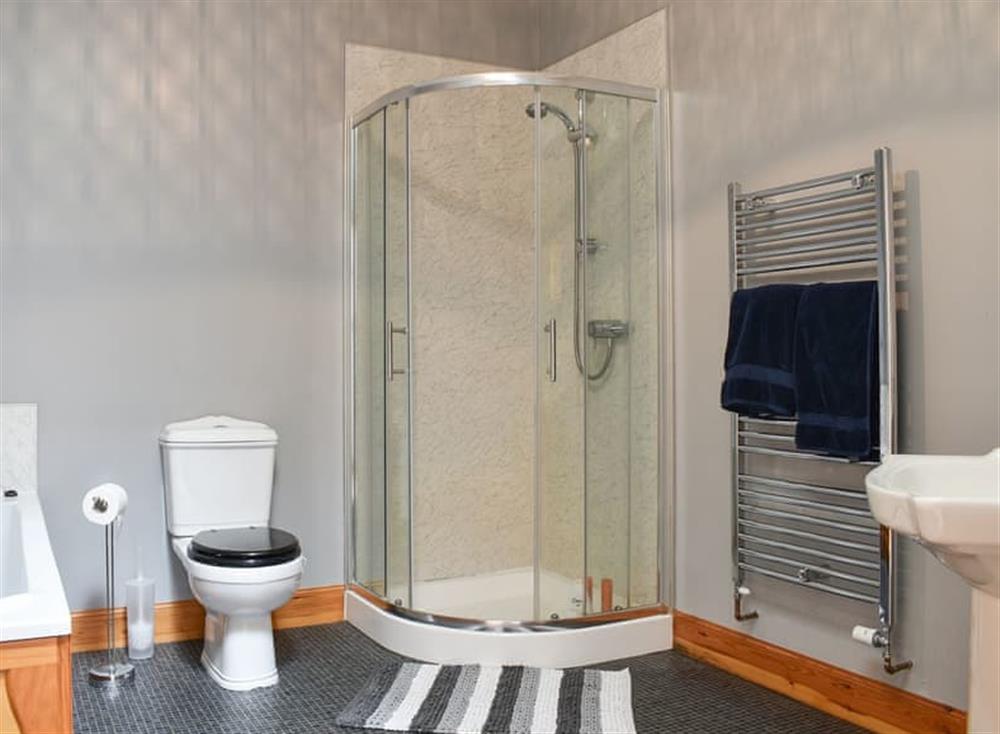Bathroom with shower at Culdrain Steading in Gartly, near Huntly, Aberdeenshire