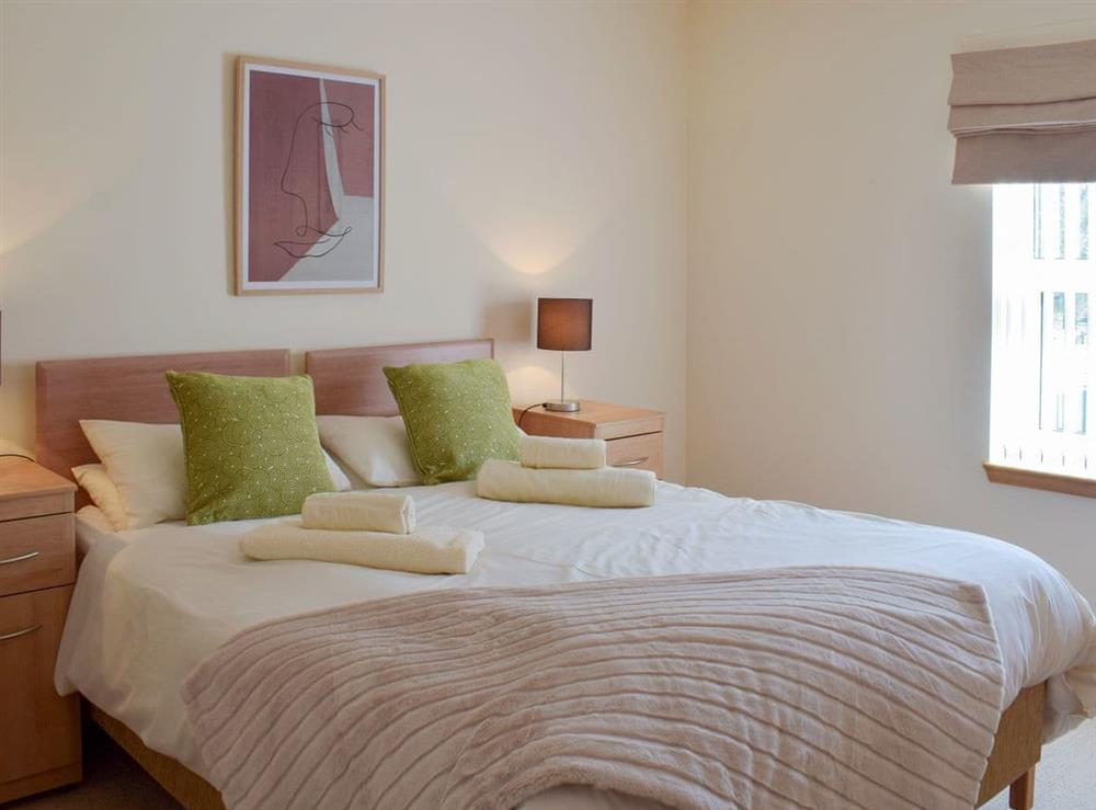 Well presented double bedroom at Willow Cottage, 