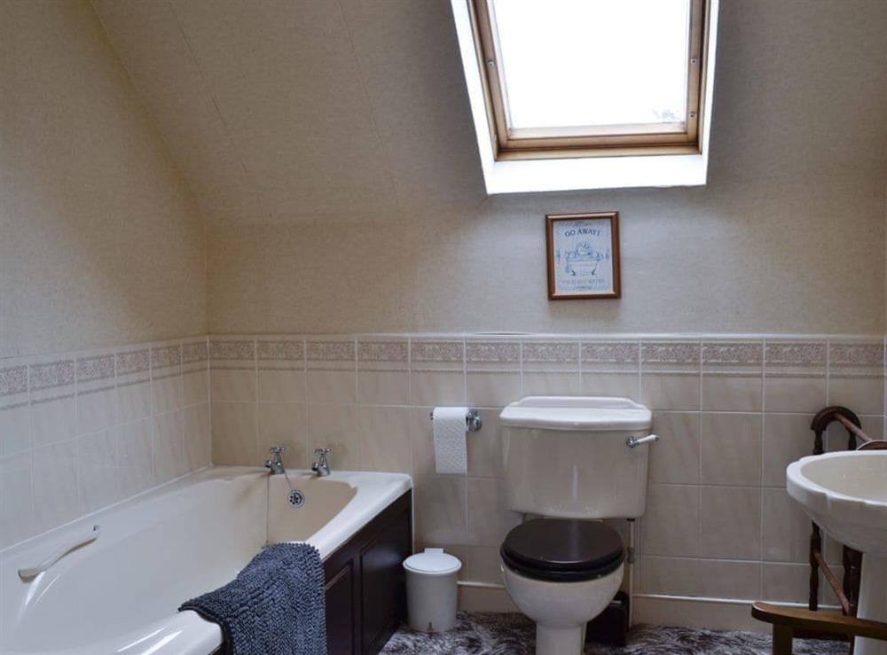 Large family bathroom at Culquhasen in Newton Stewart, near Stranraer, Dumfries and Galloway, Wigtownshire