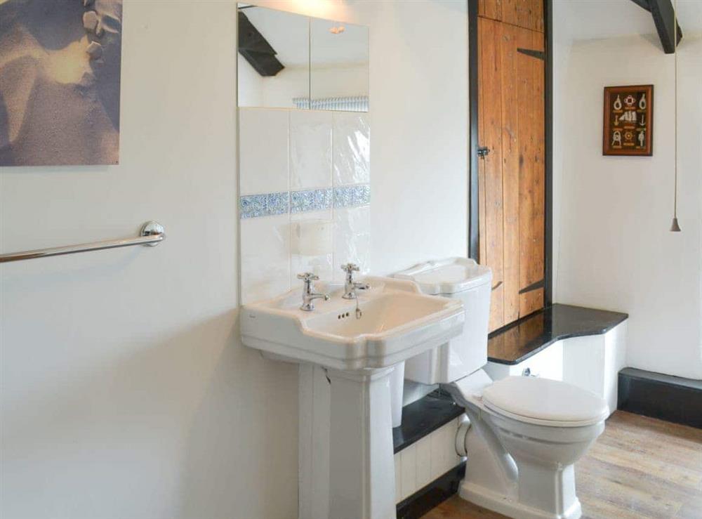 Lovely bathroom at Culvada in Trebarwith, Delabole., Cornwall