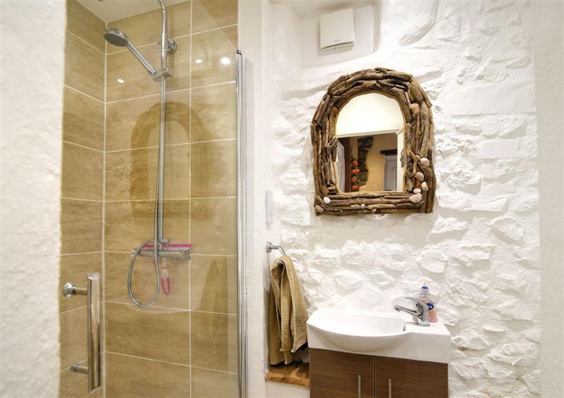 Bathroom at Cumberland Cottage, Lyme Regis