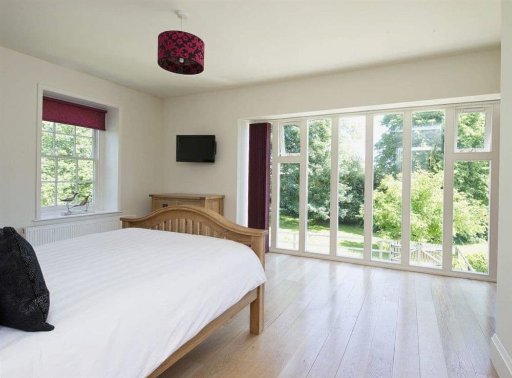 Double bedroom (photo 2) at Curlew Barn in Sutton Bridge, Spalding, Lincolnshire