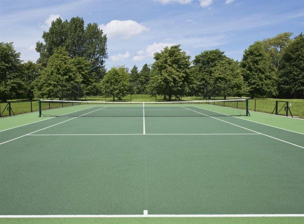 Tennis court at Curlew Barn in Sutton Bridge, Spalding, Lincolnshire