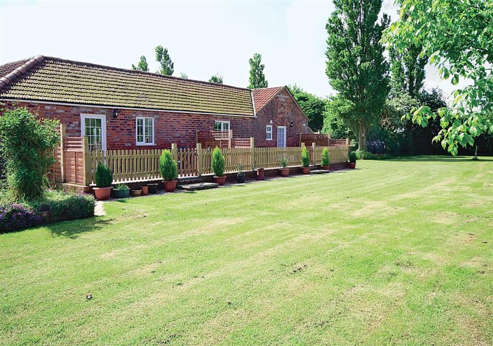 Shared garden at Curlew Cottage in Boston, Lincolnshire