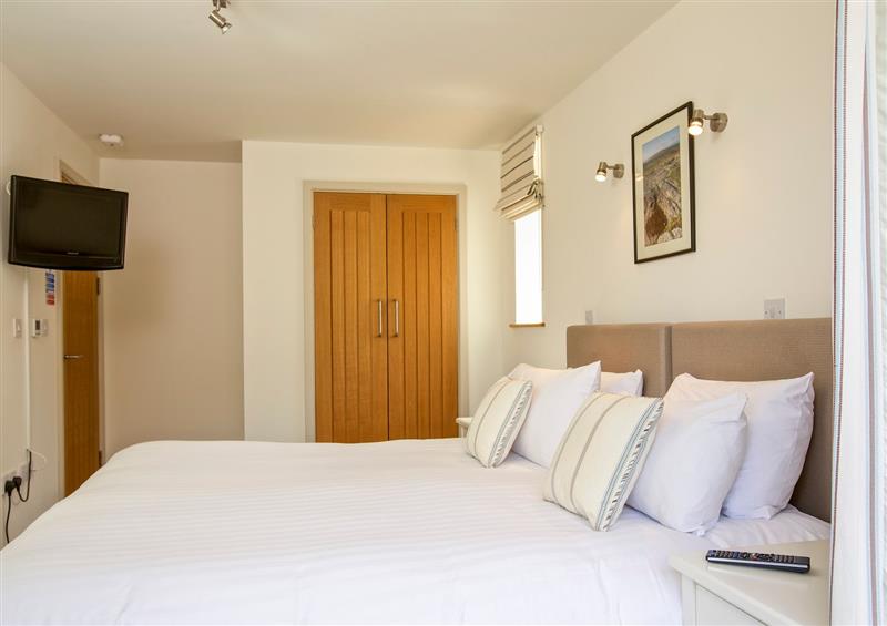 This is a bedroom (photo 2) at Curlew, Dartmouth