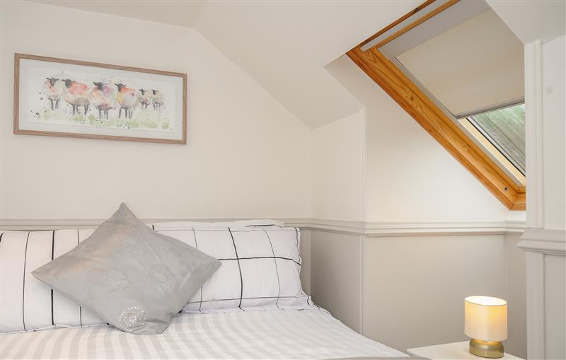 One of the 2 bedrooms (photo 3) at Curlew Lodge, Newquay