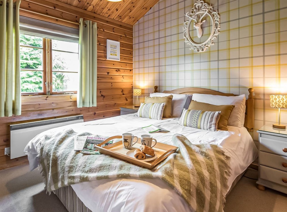 Double bedroom at Curlew Lodge in Ravenstonedale, near Kirkby Stephen, Cumbria