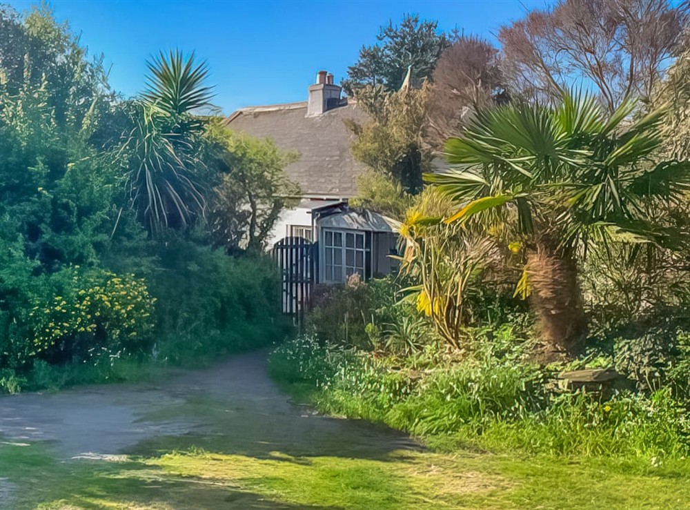 Exterior at Cwary Vean in Mullion, Cornwall