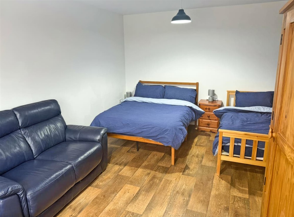 Studio (photo 2) at Cwtch Delfryn in Rhosammon, Ammanford, Dyfed