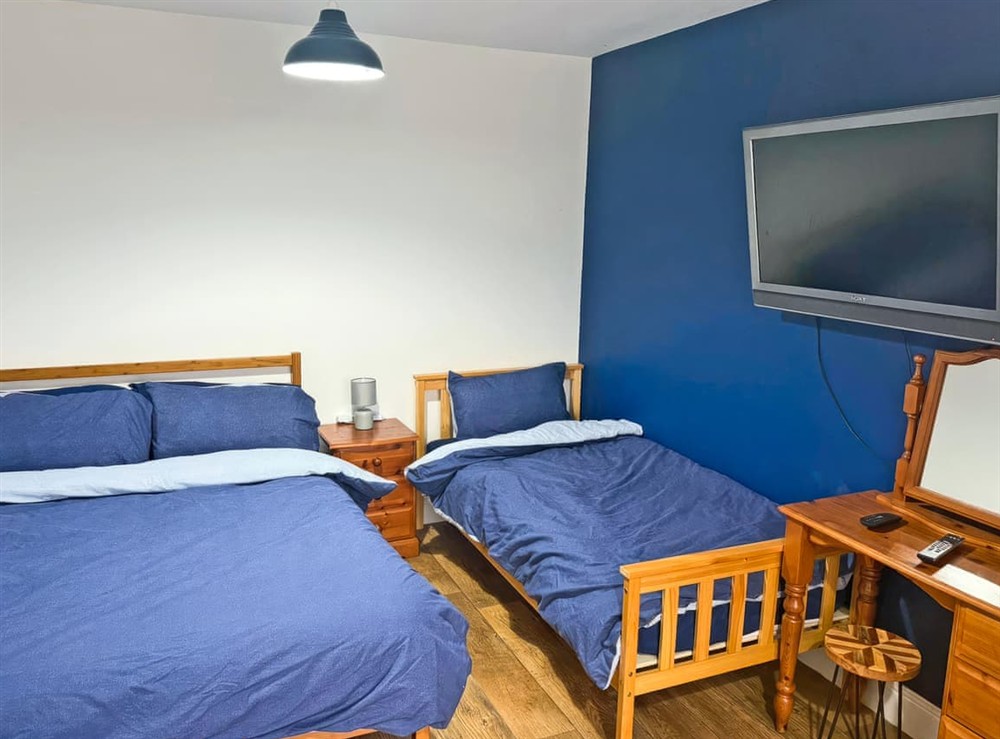 Studio (photo 3) at Cwtch Delfryn in Rhosammon, Ammanford, Dyfed