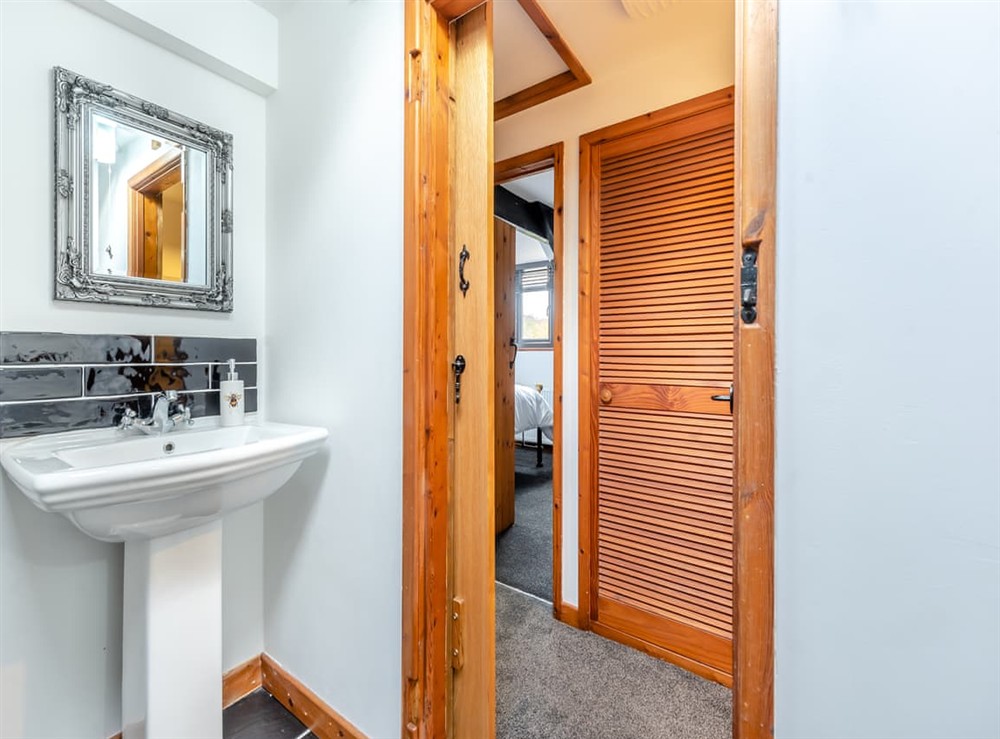 Bathroom at Cwtch Honey in Cribyn, Lampeter, Dyfed