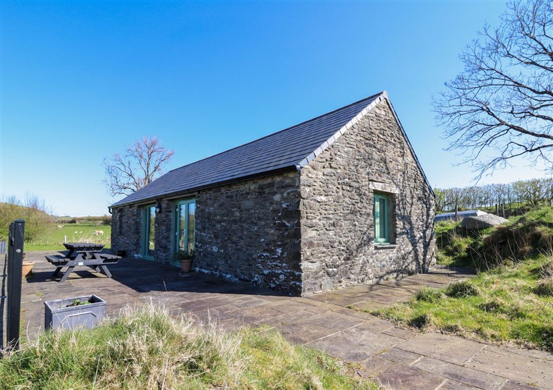 The setting of Cwtch