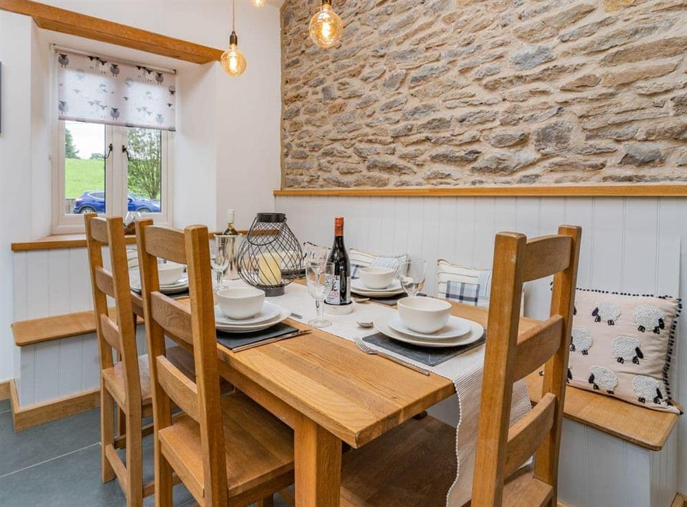 Dining Area at Cwtch Ty Gwyn in Llandeilo, Dyfed