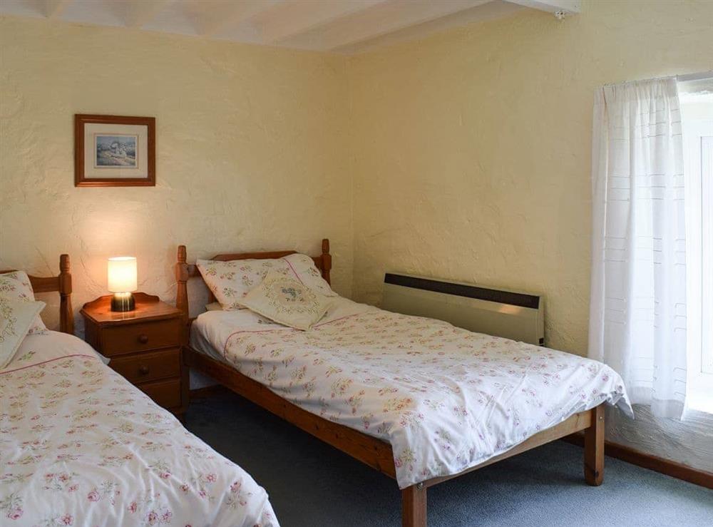 Twin bedroom at Cych Cottage in Penrherber, Newcastle Emlyn, Carmarthenshire., Dyfed