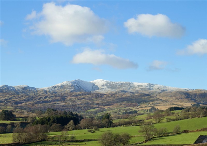 Outside (photo 4) at Cyffdy Cottage - Arenig, Parc near Bala