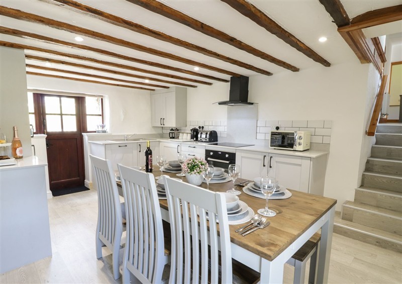 The kitchen at Cyffdy Cottage - Arenig, Parc near Bala
