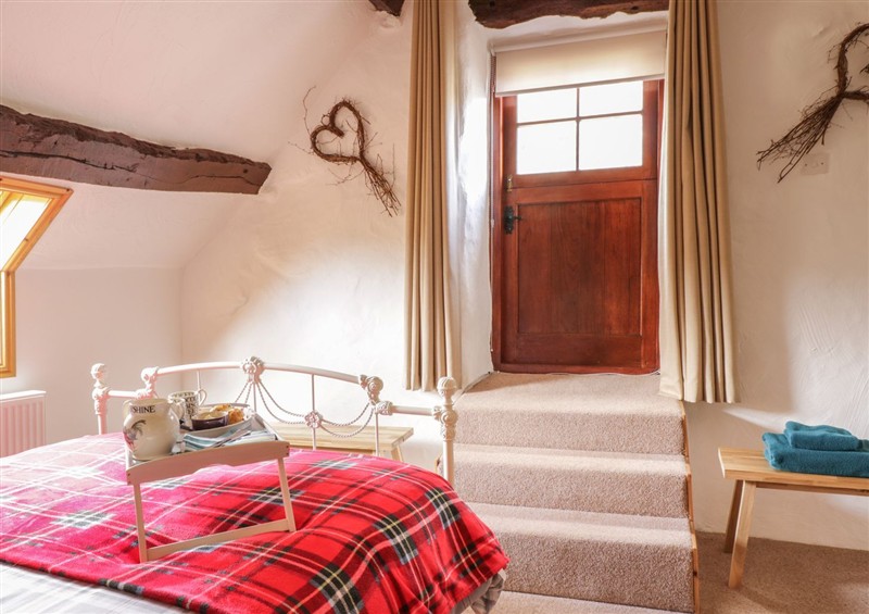 Bedroom at Cyffdy Cottage - Tegid, Parc near Bala