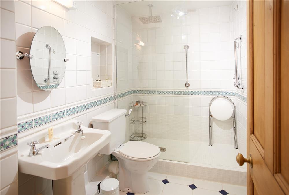 En-suite shower room with walk in shower at Cygnet Apartment, Harrogate
