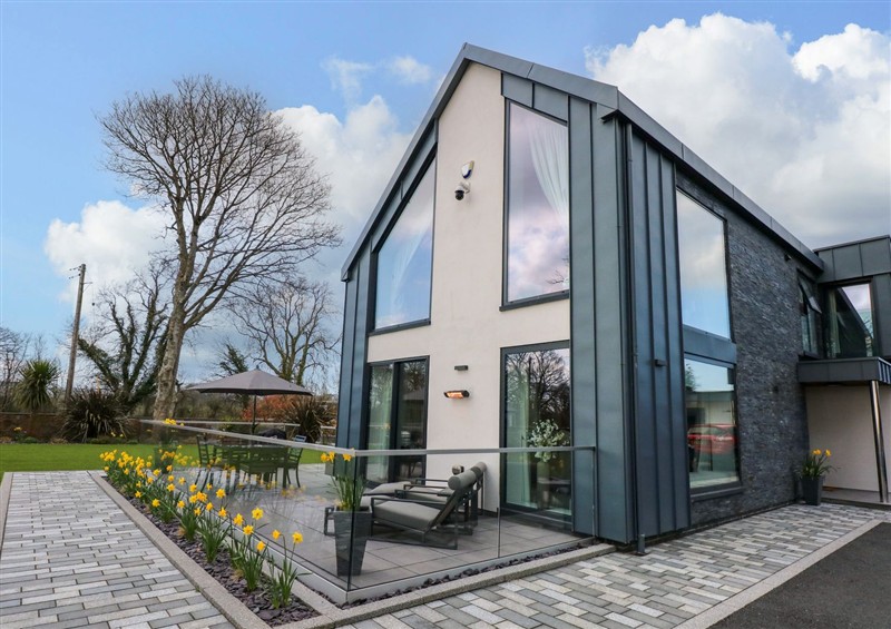 The setting of Dafarn Newydd Studio